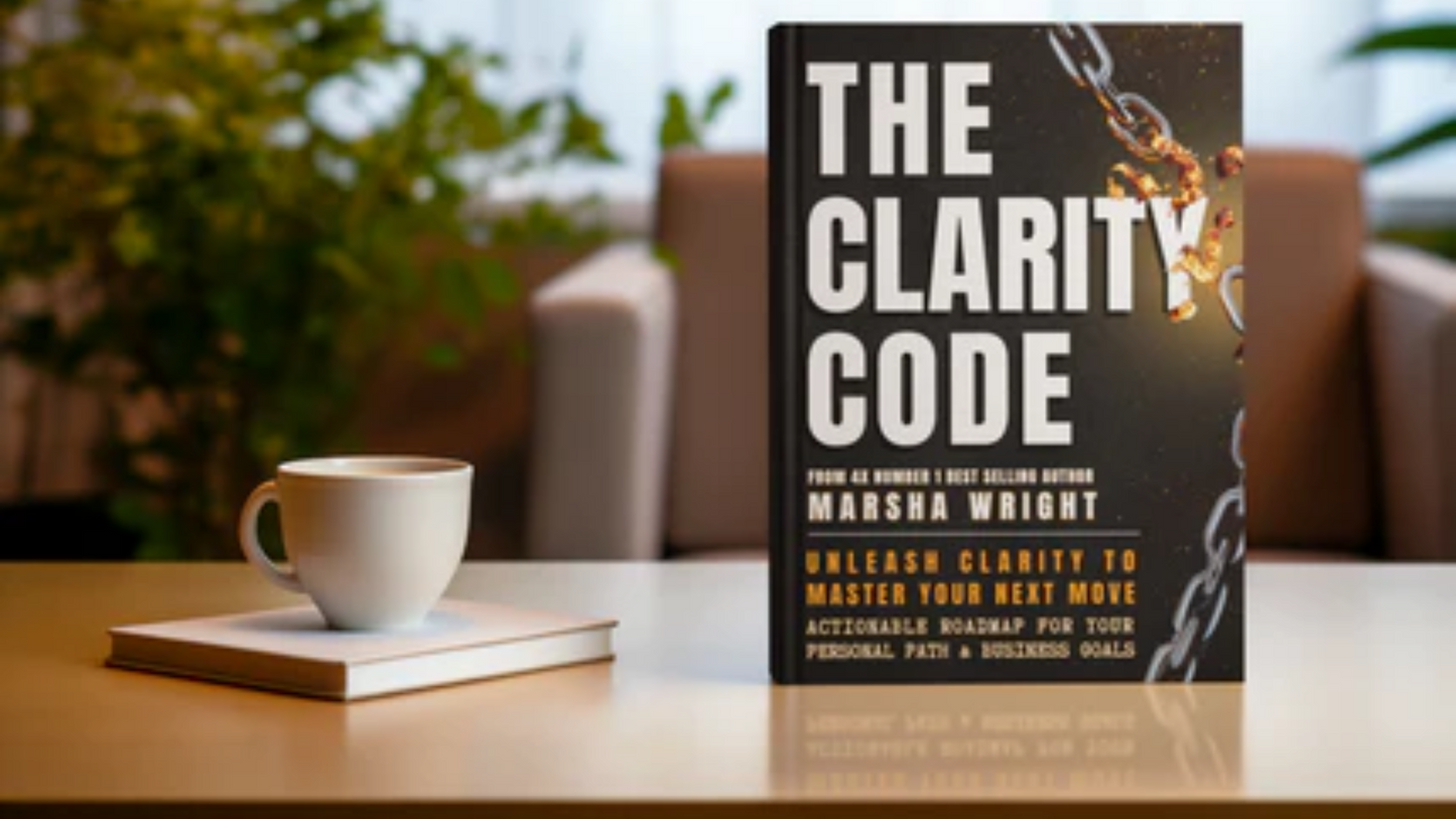 THE CLARITY CODE: Unleash Clarity to Master Your Next Move [AUDIOBOOK]